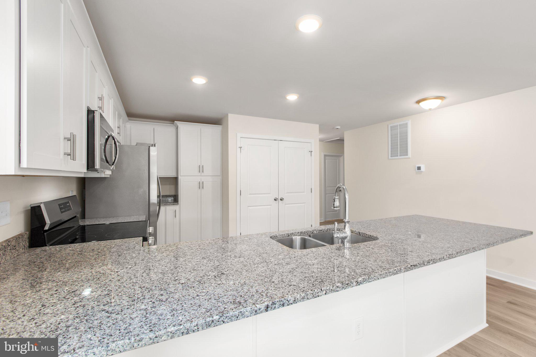 66 A Elkins Colonial Beach Colonial Beach, VA 22443 - Photo 6 of 40