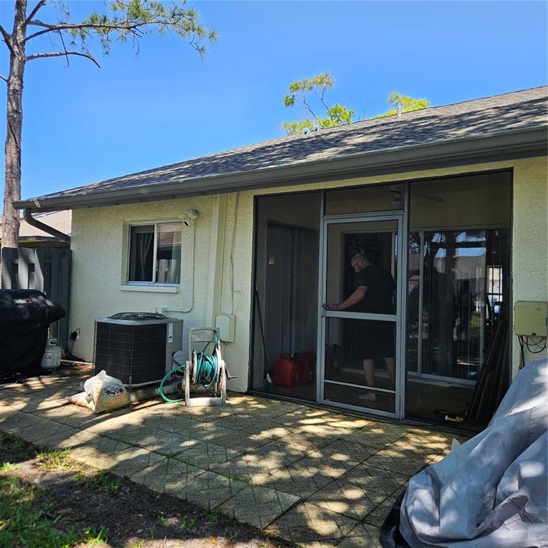 3954 La Costa Lane Largo, FL 33771 - Photo 14 of 18
