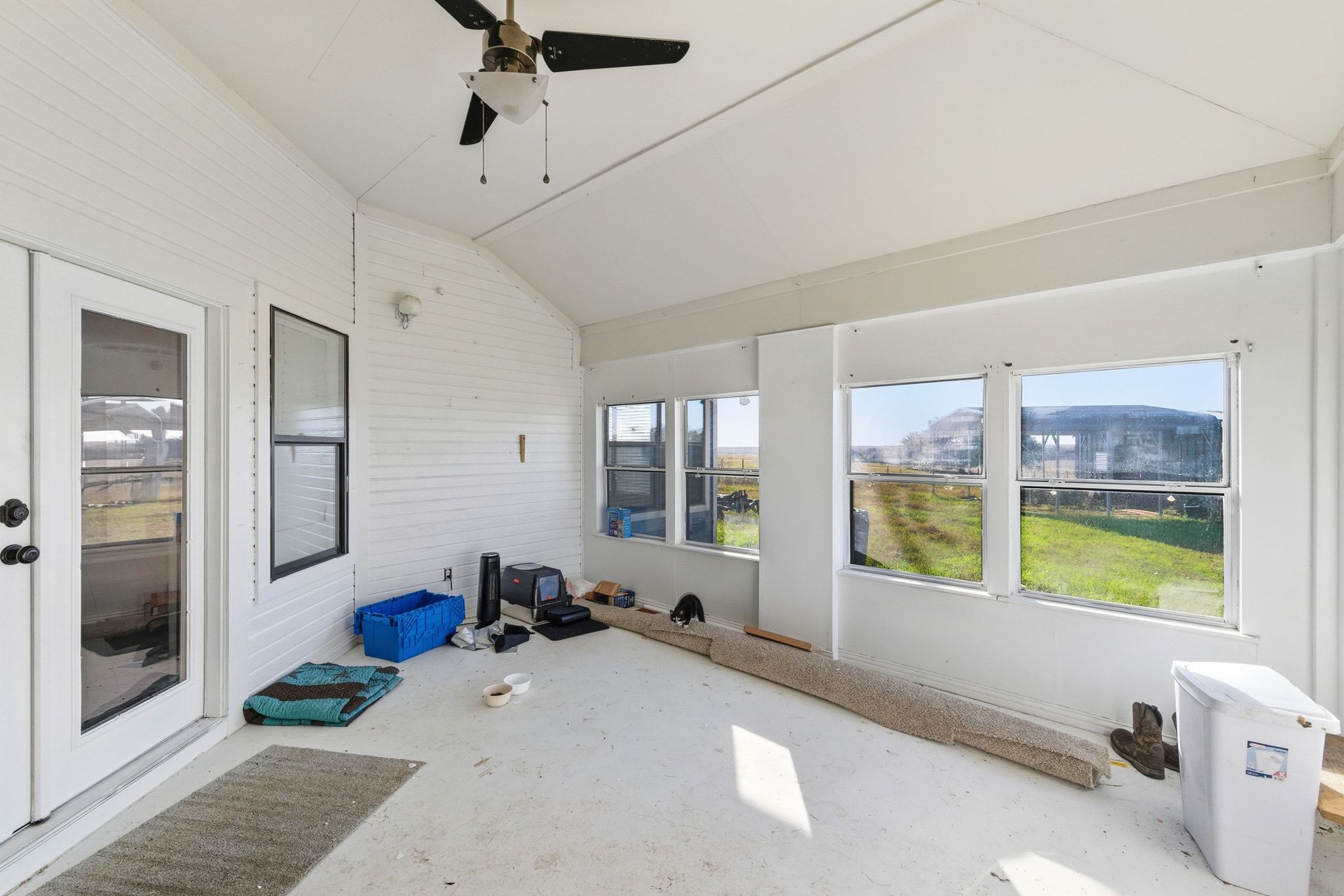 162 Farm To Market 672 Dale, TX 78616 - Photo 25 of 40 Unfurnished sunroom with vaulted ceiling