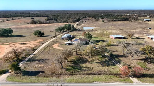 $609,000 | 162 Farm To Market 672, Dale, TX 78616