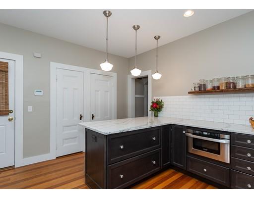 20 Riverview Terrace Springfield, MA 01108 - Photo 10 of 30