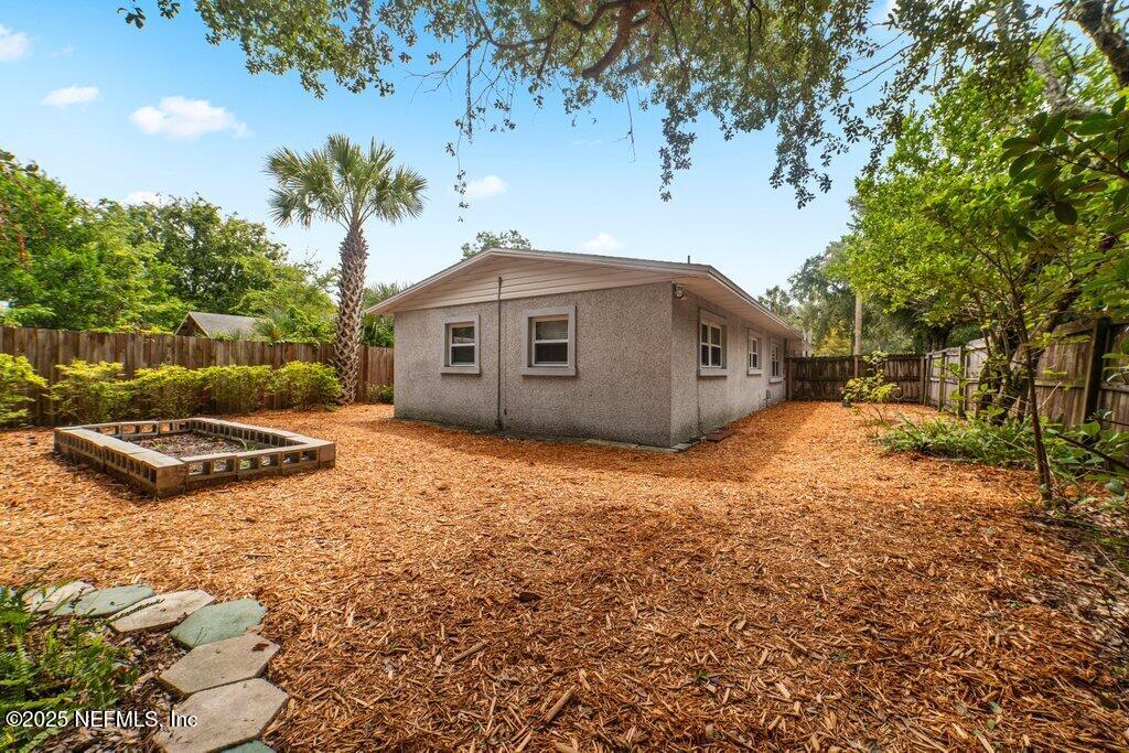 885 Seminole Road Atlantic Beach, FL 32233 - Photo 38 of 43 Backyard