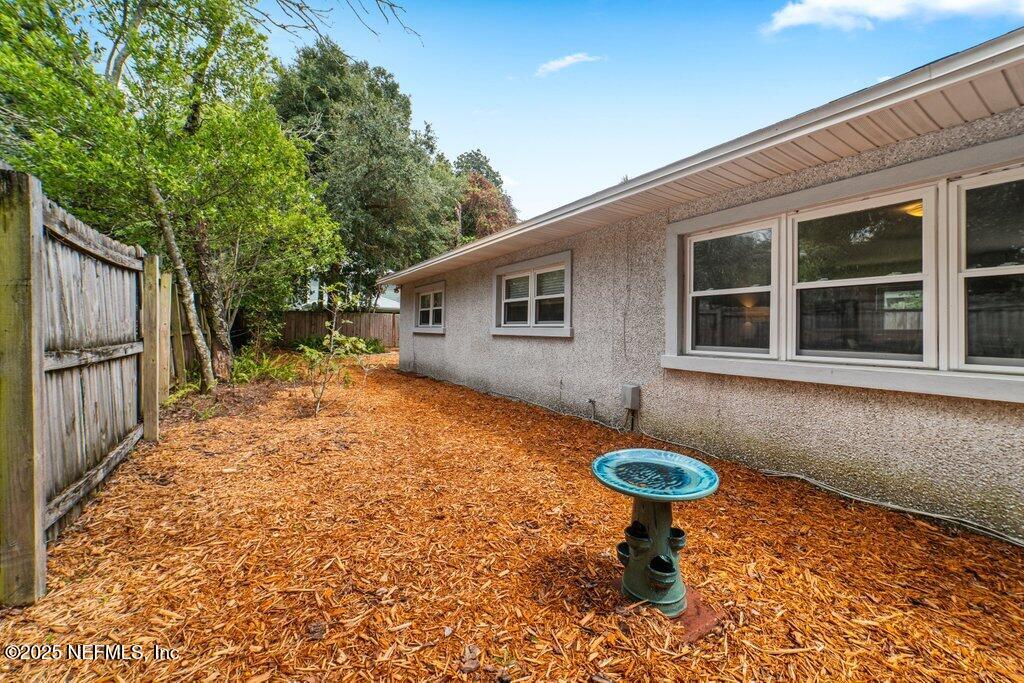885 Seminole Road Atlantic Beach, FL 32233 - Photo 39 of 43 Backyard
