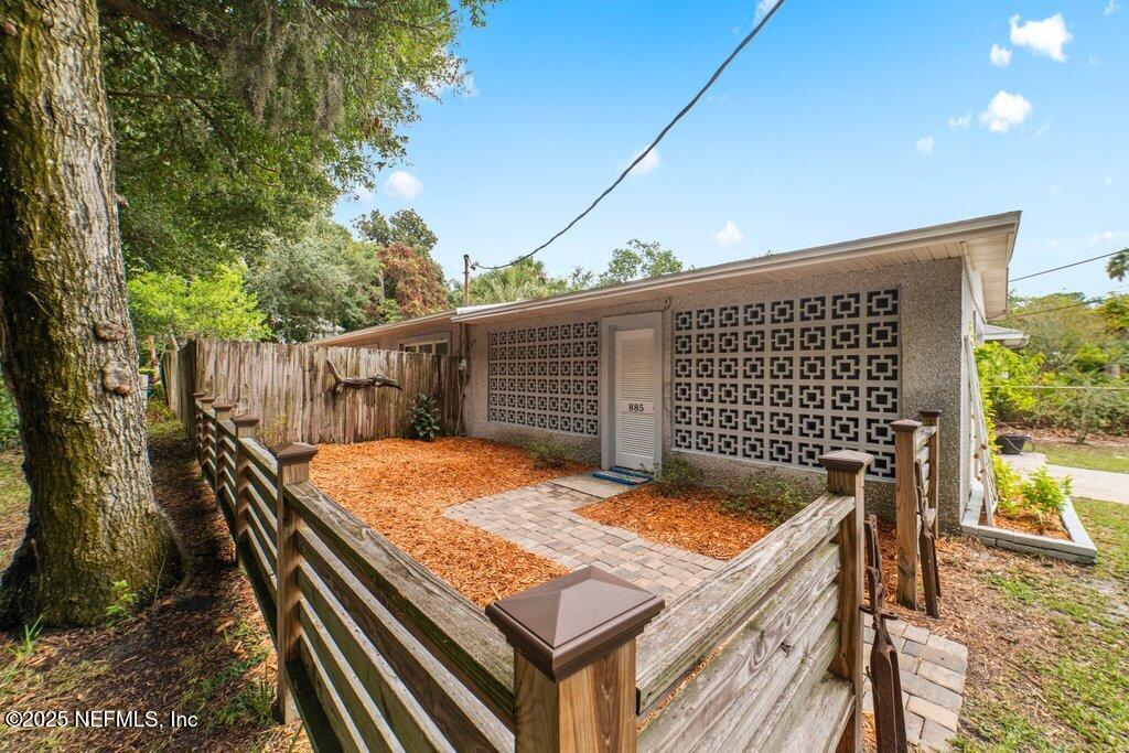 885 Seminole Road Atlantic Beach, FL 32233 - Photo 41 of 43 Entry