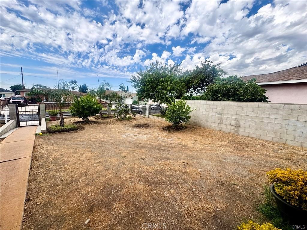 10152 Stanwin Avenue Arleta, CA 91331 - Photo 6 of 36