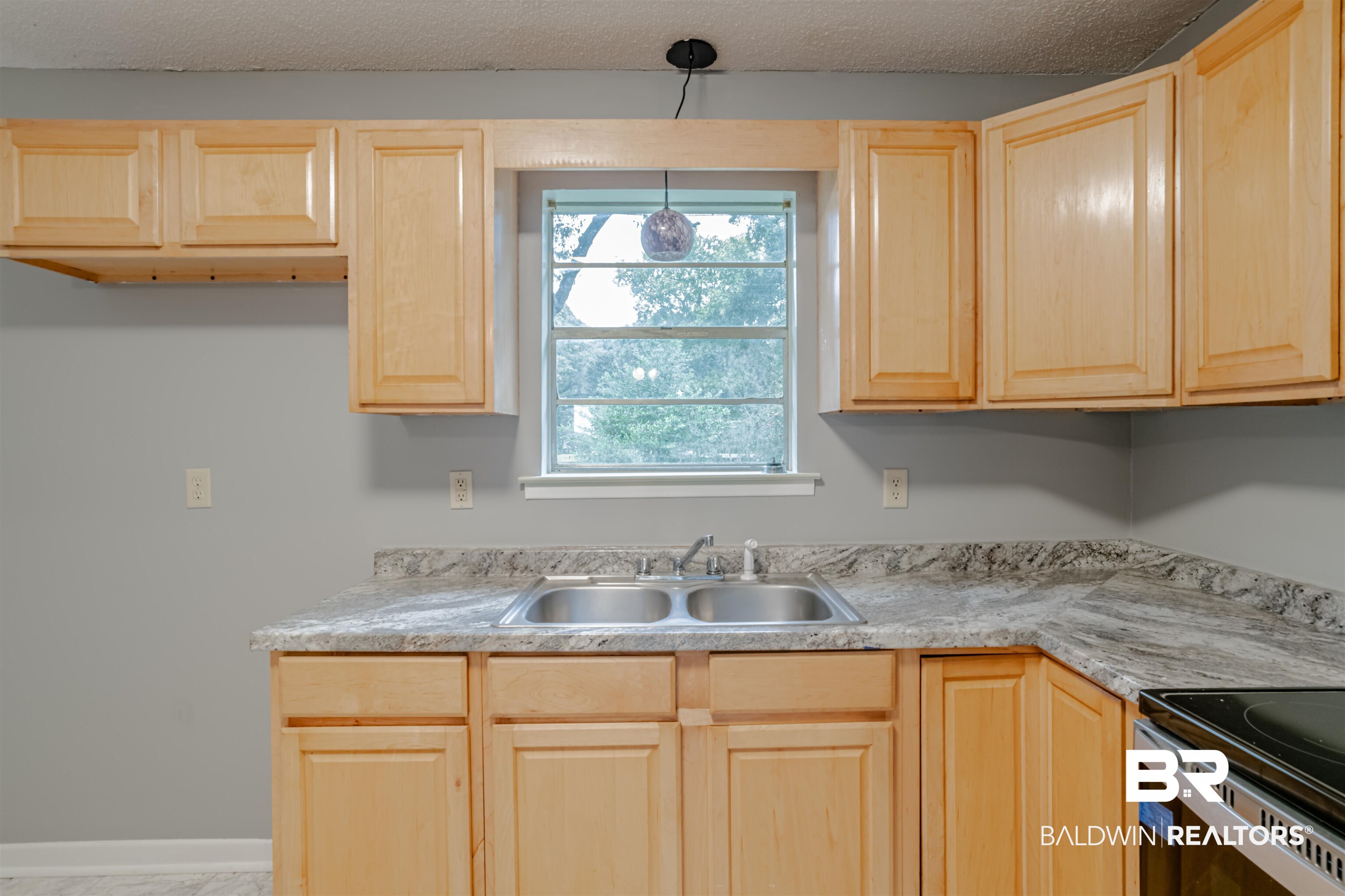 6300 Scott Lane Theodore, AL 36582 - Photo 19 of 34