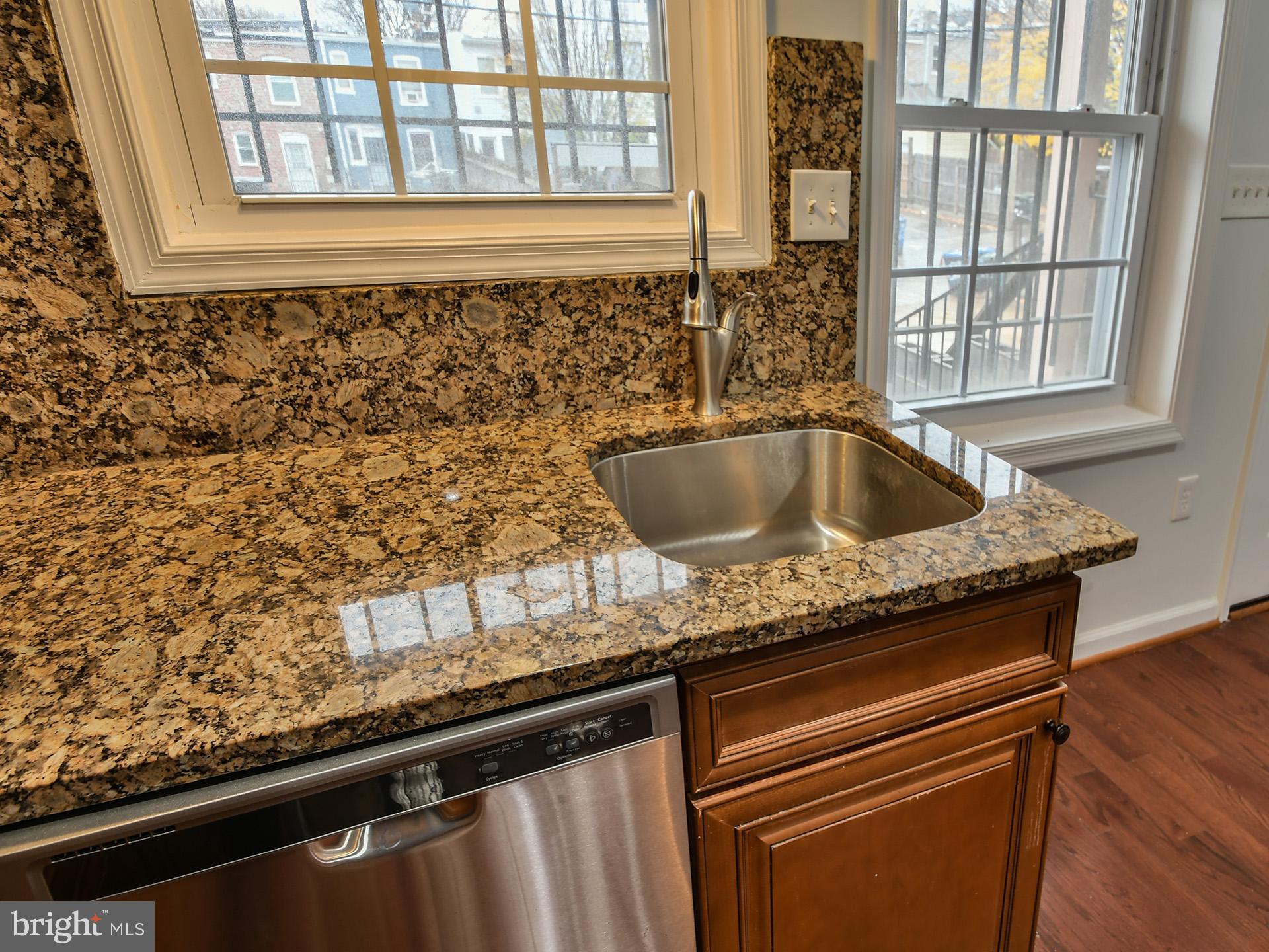 620 Irving Street Northwest, Unit 1 Washington, DC 20010 - Photo 12 of 60