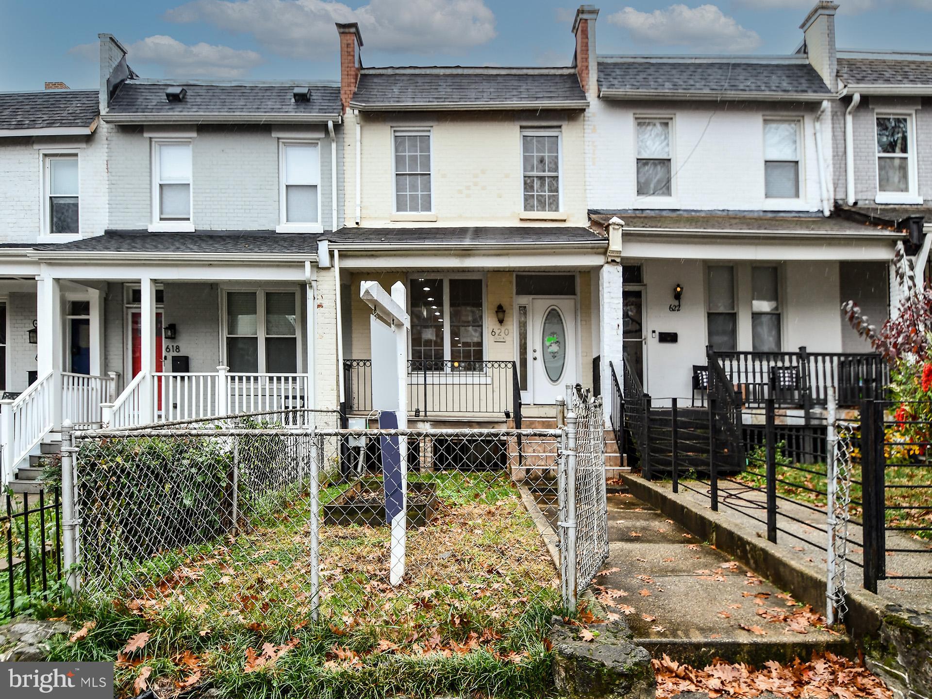 620 Irving Street Northwest, Unit 1 Washington, DC 20010 - Photo 2 of 60