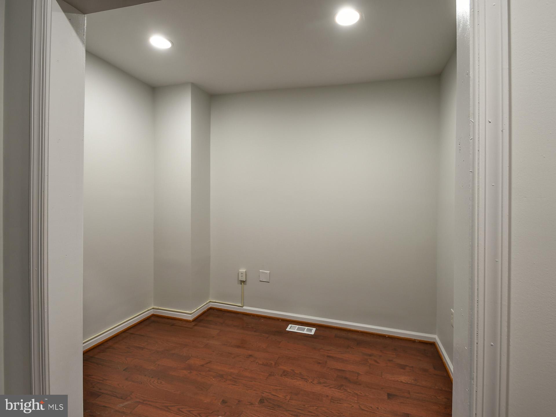 620 Irving Street Northwest, Unit 1 Washington, DC 20010 - Photo 34 of 60