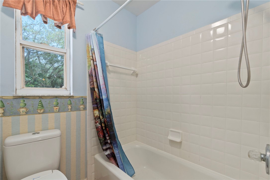 8680 Indrio Road Fort Pierce, FL 34951 - Photo 30 of 36 Gallery Image 30