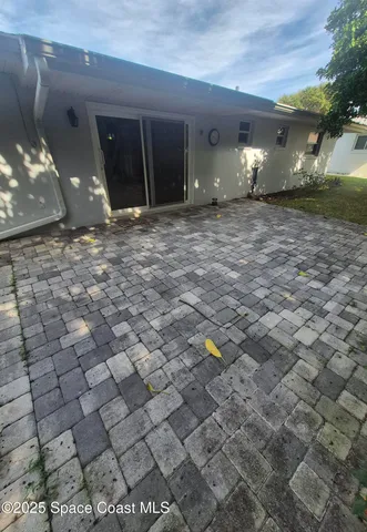 $3,200 | 333 Bahama Drive, Indialantic, FL 32903