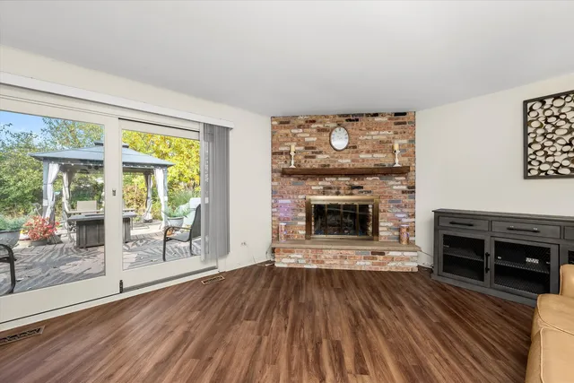 $297,000 | 71 Hereford Drive, Crete, IL 60417