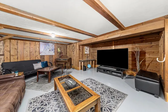 $297,000 | 71 Hereford Drive, Crete, IL 60417