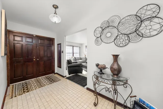 $297,000 | 71 Hereford Drive, Crete, IL 60417