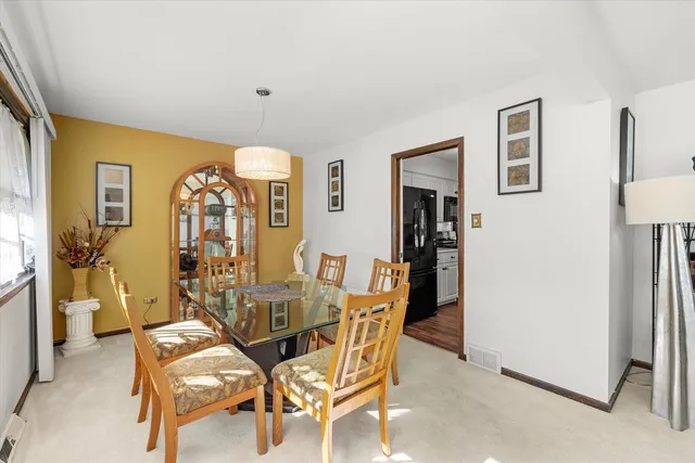 $297,000 | 71 Hereford Drive, Crete, IL 60417