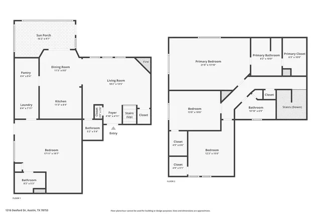 a picture of a wall with a white and white photo