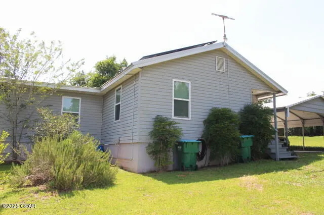 $225,000 | 2100 3rd Avenue, Sneads, FL 32460