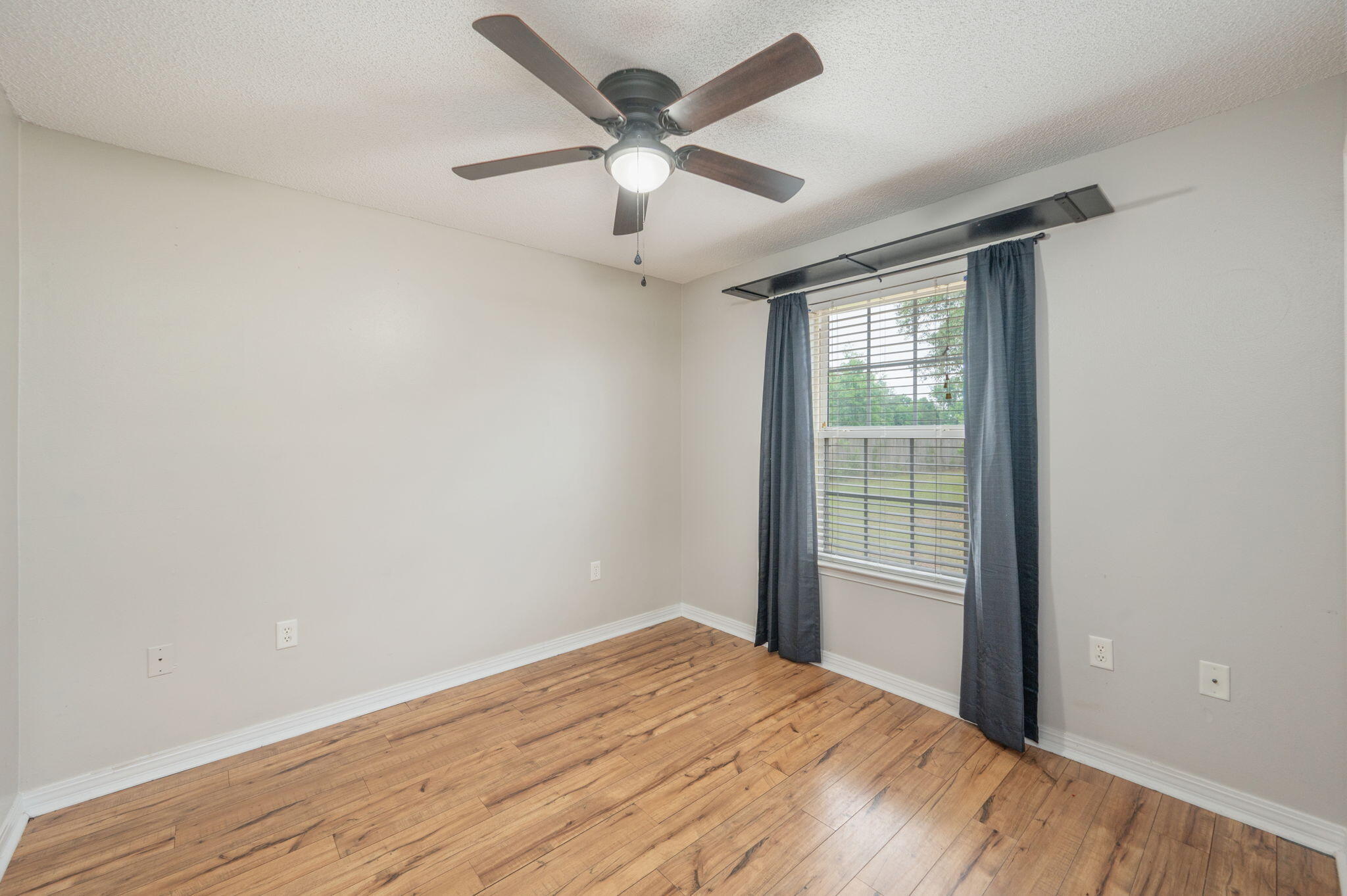 1681 Lady Lane Baker, FL 32531 - Photo 29 of 44 33-web-or-mls-1681-lady-ln