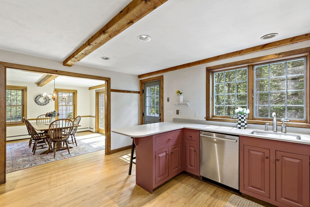 7 Oak Ridge Road Sandwich, MA 02537 - Photo 17 of 41