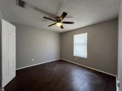 $1,450 | 6101 9th Drive, Lubbock, TX 79416