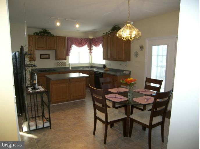 13603 Gentry Court Laurel, MD 20708 - Photo 3 of 21 Kitchen