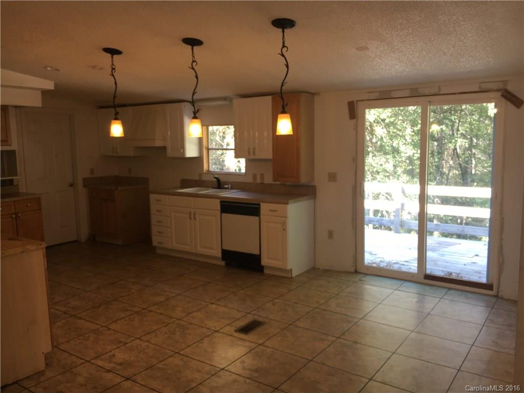 7115 Henry Harris Road Lancaster, SC 29720 - Photo 7 of 23 Gallery Image 7