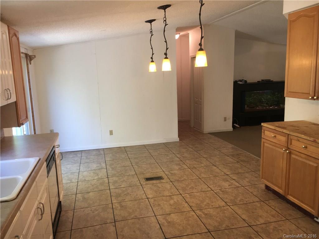 7115 Henry Harris Road Lancaster, SC 29720 - Photo 10 of 23 Gallery Image 10