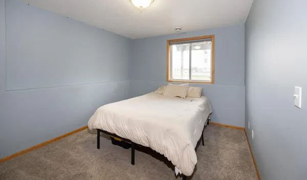 $274,900 | 905 11th Street West, West Fargo, ND 58078