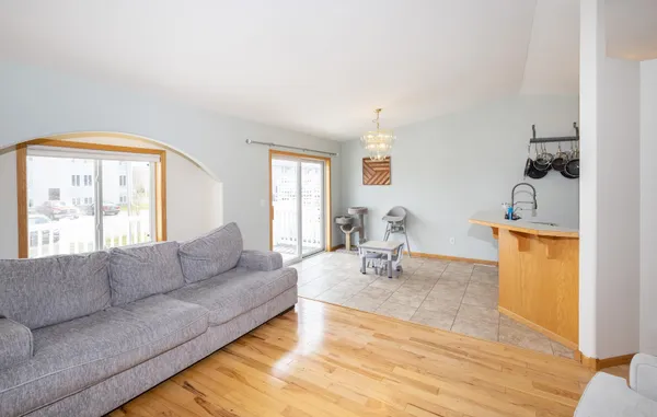 $274,900 | 905 11th Street West, West Fargo, ND 58078