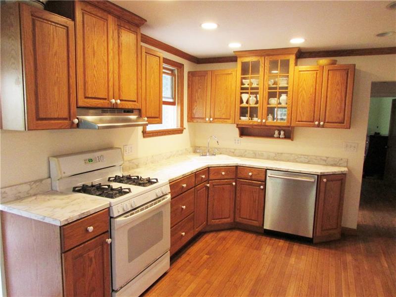 9700 Woodland Road Pittsburgh, PA 15237 - Photo 13 of 24 Gallery Image 13
