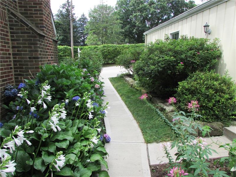 9700 Woodland Road Pittsburgh, PA 15237 - Photo 24 of 24 Gallery Image 24