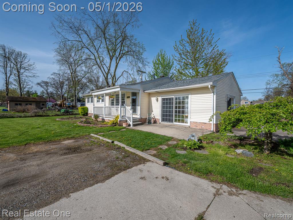 18338 Olmstead Riverview, MI 48193 - Photo 21 of 28