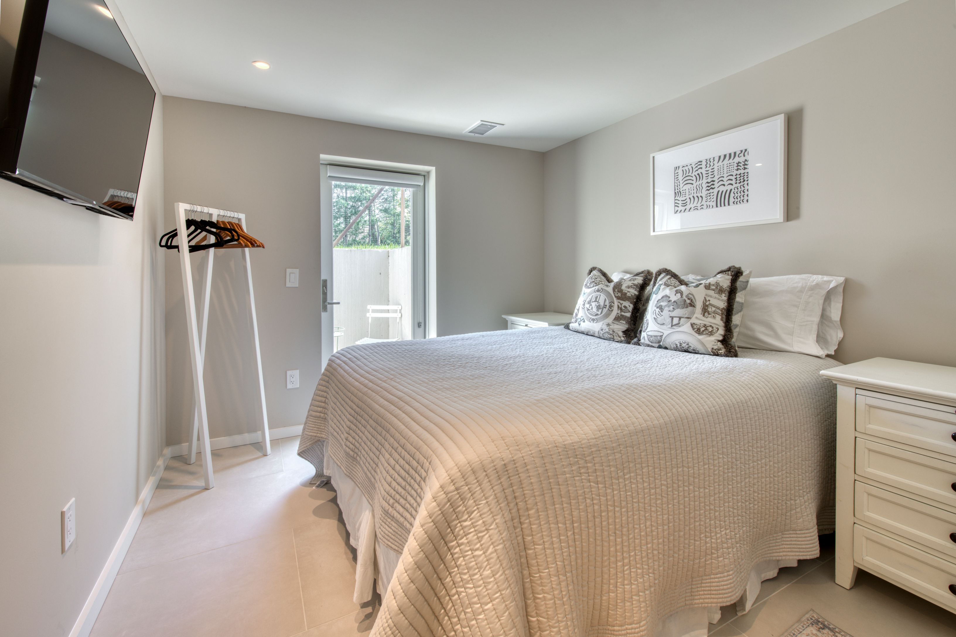 7 Cadmus Road Sag Harbor, NY 11963 - Photo 11 of 13 Gallery Image 11