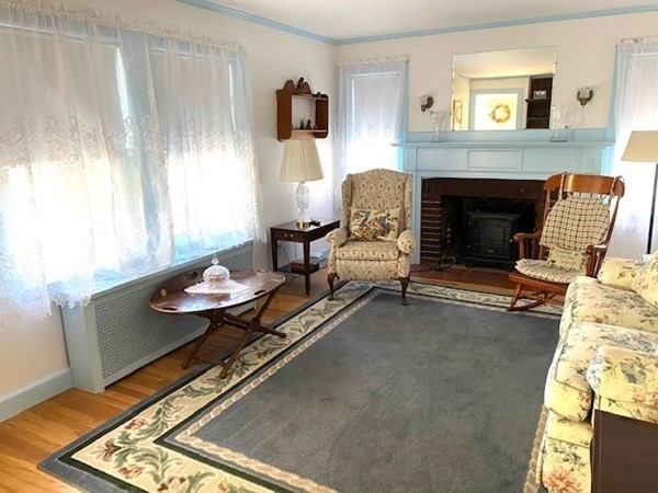 116 Mayflower Road Quincy, MA 02171 - Photo 3 of 23 Gallery Image 3