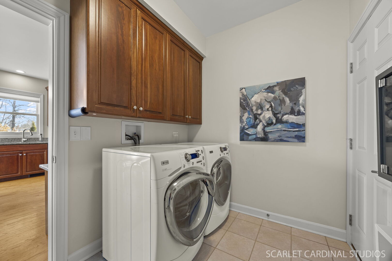 1907 Kingsbrook Court Wheaton, IL 60187 - Photo 10 of 29 a utility room with dryer and washer