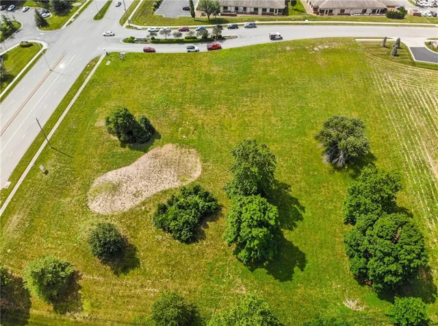 $1,736,955 | 3620 Northeast Ralph Powell Road, Lee's Summit, MO 64064