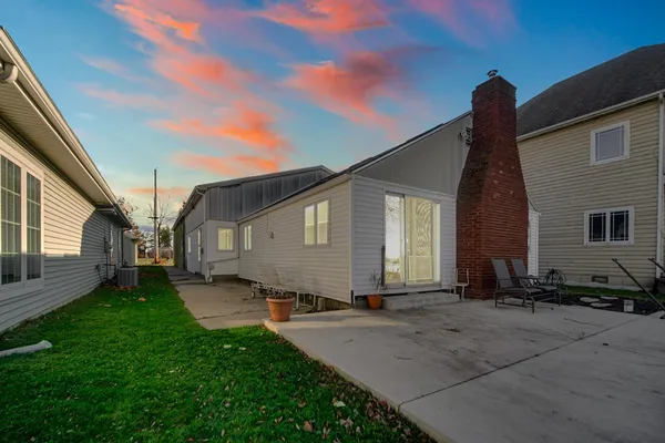 $275,000 | 3593 Lakeshore Drive, Bremen, IN 46506