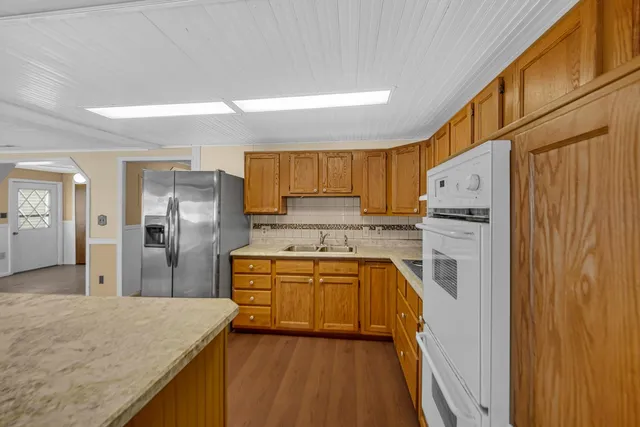 $390,000 | 3593 Lakeshore Drive, Bremen, IN 46506