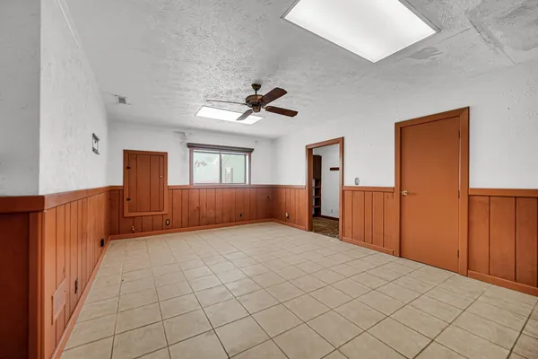 $275,000 | 3593 Lakeshore Drive, Bremen, IN 46506