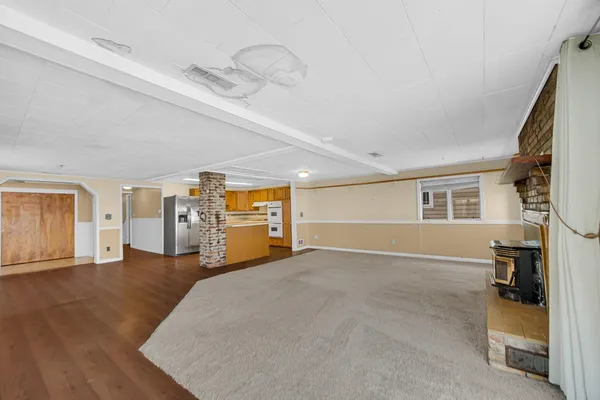 $275,000 | 3593 Lakeshore Drive, Bremen, IN 46506