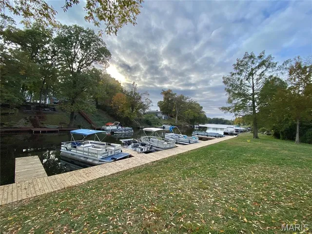 $389,900 | 115 Branch Drive, Edwardsville, IL 62025