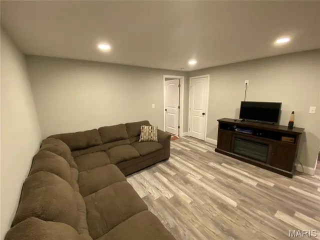 $389,900 | 115 Branch Drive, Edwardsville, IL 62025