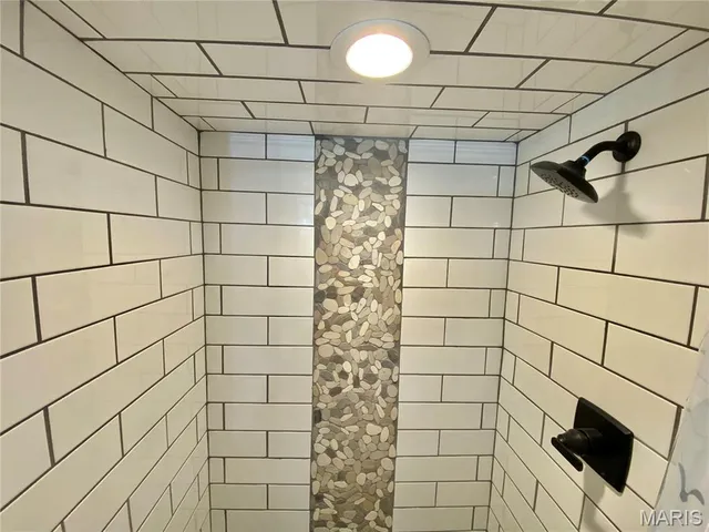 $389,900 | 115 Branch Drive, Edwardsville, IL 62025