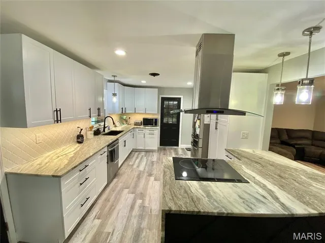 $389,900 | 115 Branch Drive, Edwardsville, IL 62025