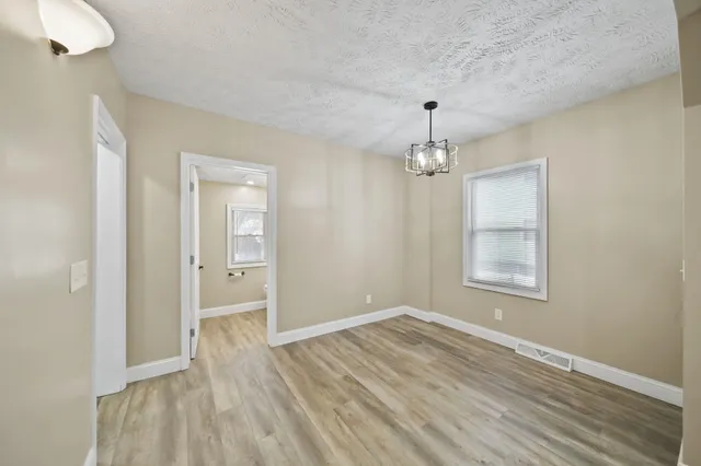 $169,900 | 407 South W Avenue, Jackson, MI 49201