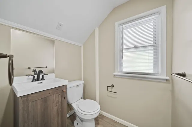 $169,900 | 407 South W Avenue, Jackson, MI 49201