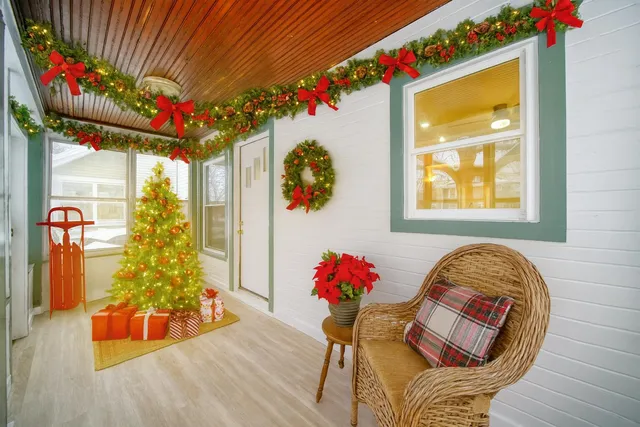 $169,900 | 407 South W Avenue, Jackson, MI 49201