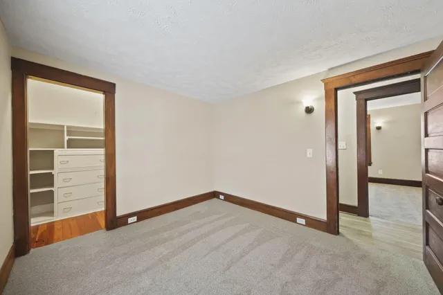 $169,900 | 407 South W Avenue, Jackson, MI 49201