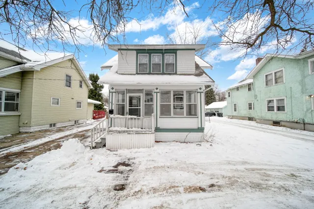 $169,900 | 407 South W Avenue, Jackson, MI 49201