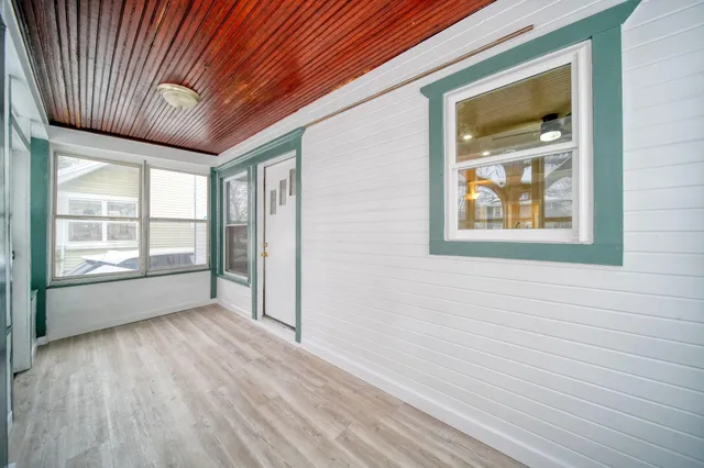 $169,900 | 407 South W Avenue, Jackson, MI 49201